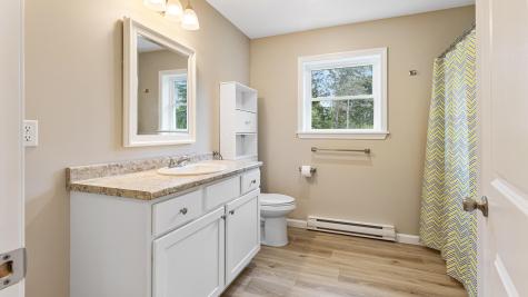 51 Stearns Farm Road Hampden ME 04444