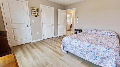 51 Stearns Farm Road Hampden ME 04444