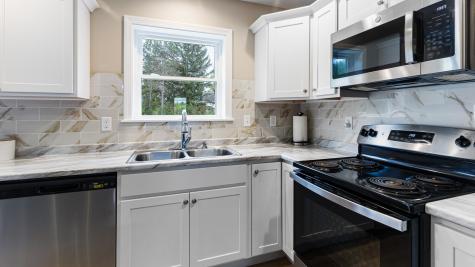 51 Stearns Farm Road Hampden ME 04444