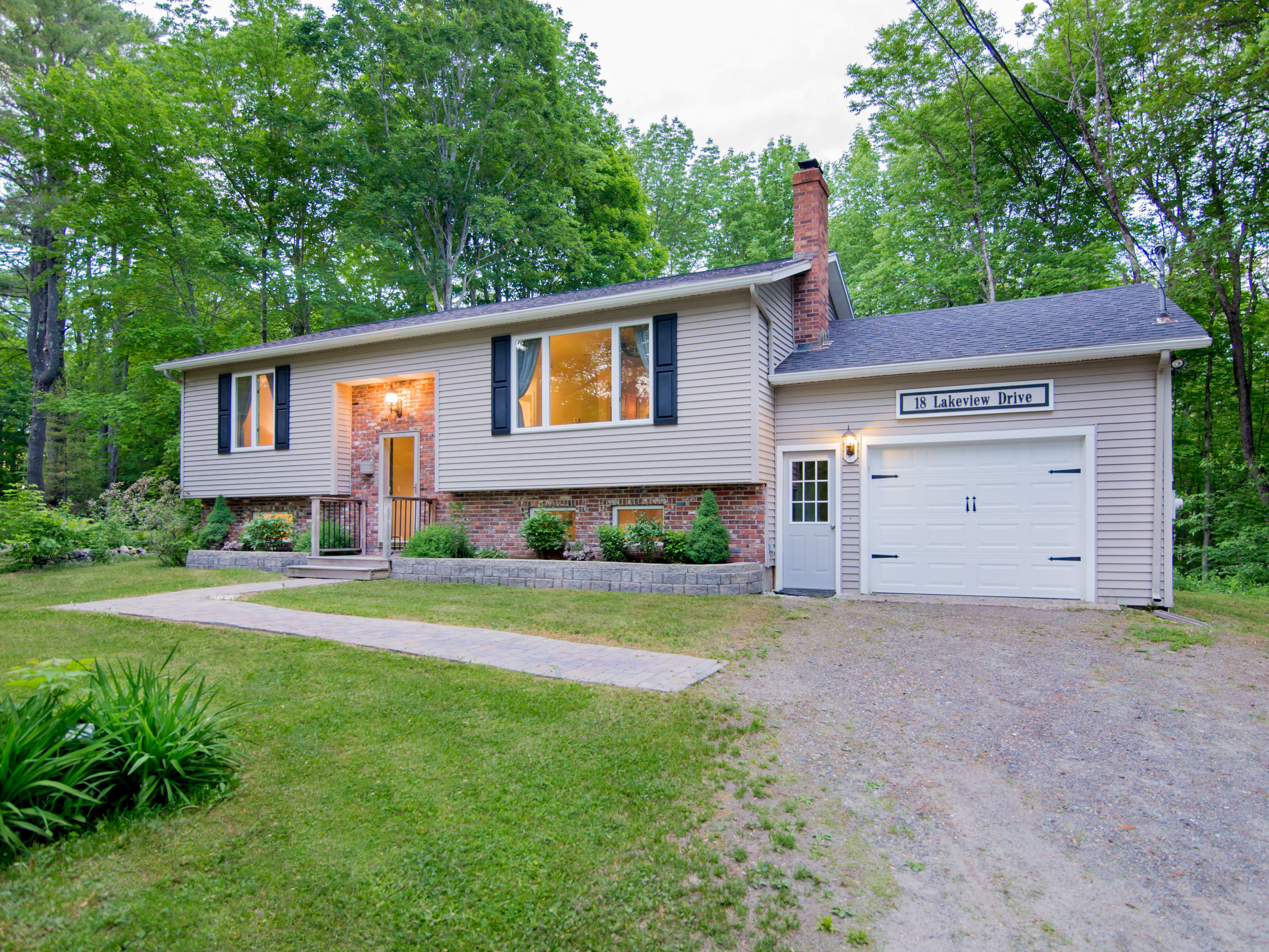 18 Lakeview Drive, Readfield ME Real Estate Listing MLS 1456947