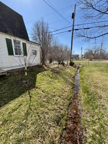 2 Bridges Road Verona Island ME 04416