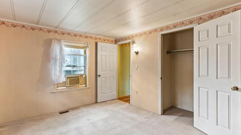 5 Westside Sebago Standish ME 04084