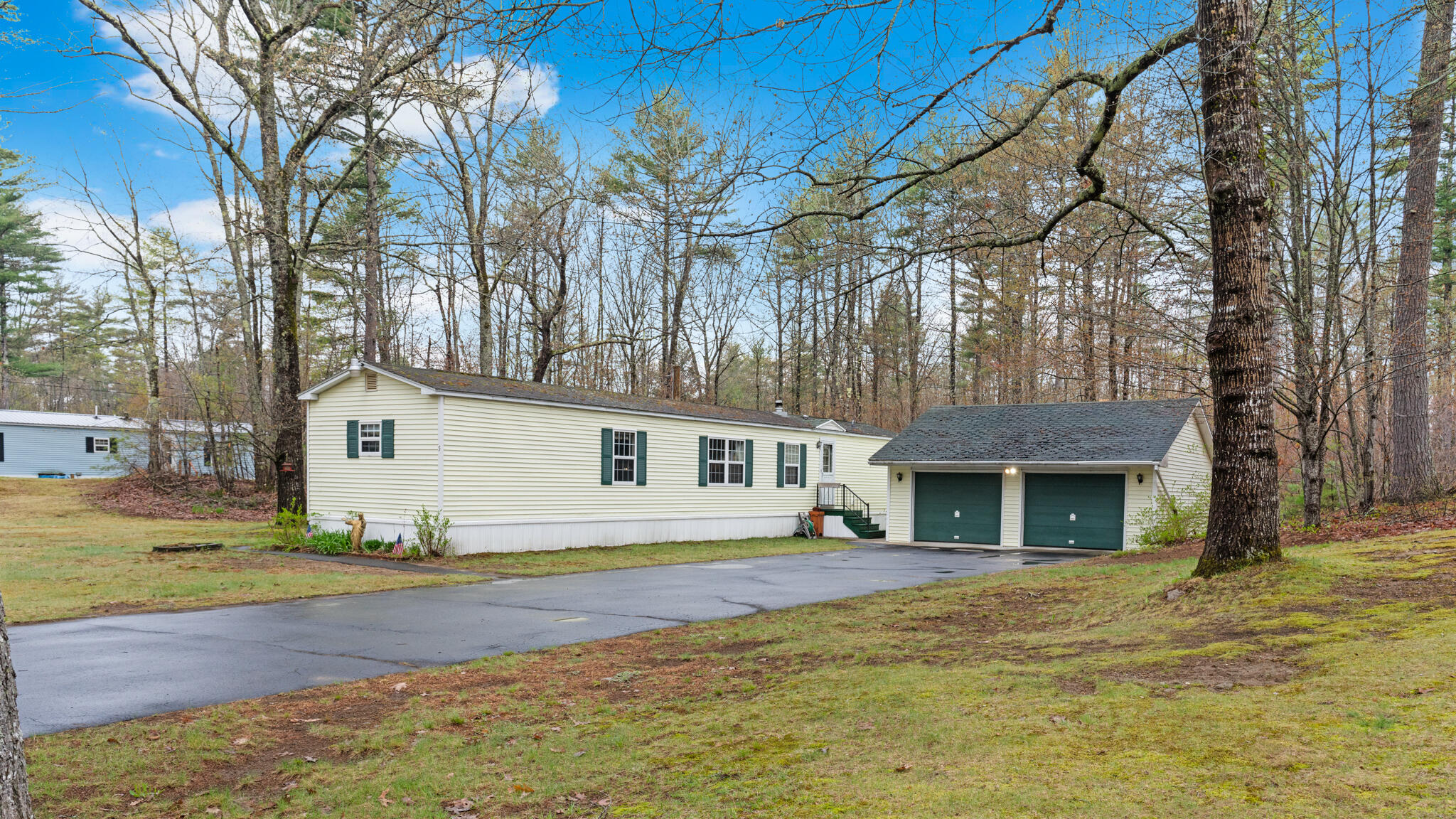 5 Westside Sebago Standish ME 04084