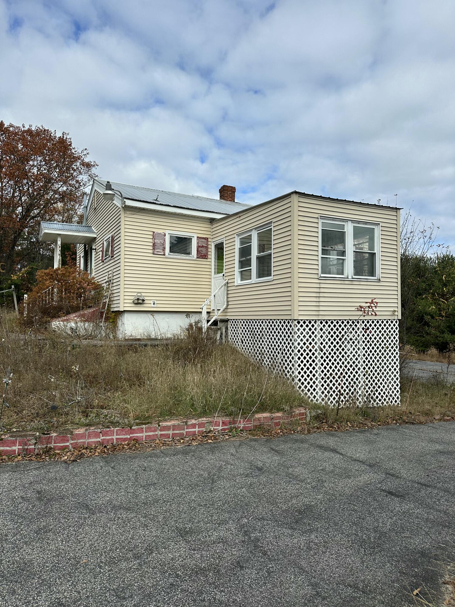 19 Frank Savage Road Hollis ME 04042