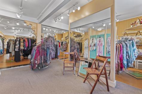 27 Townsend Avenue Boothbay Harbor ME 04538