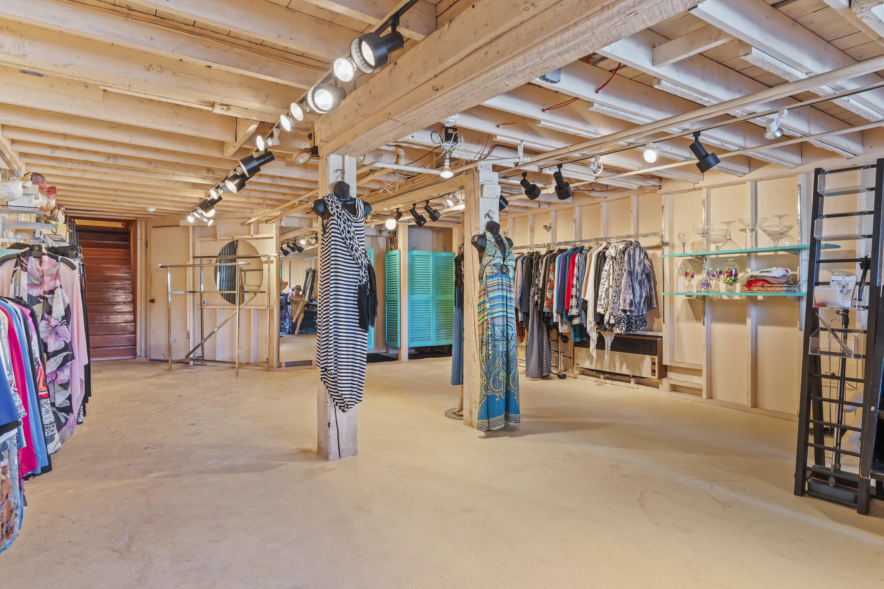 27 Townsend Avenue Boothbay Harbor ME 04538