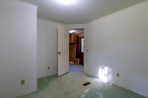 46 Cedar Drive Warren ME 04864