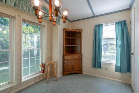46 Cedar Drive Warren ME 04864