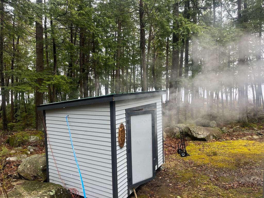 192 Hill Top Road Chesterville ME 04938