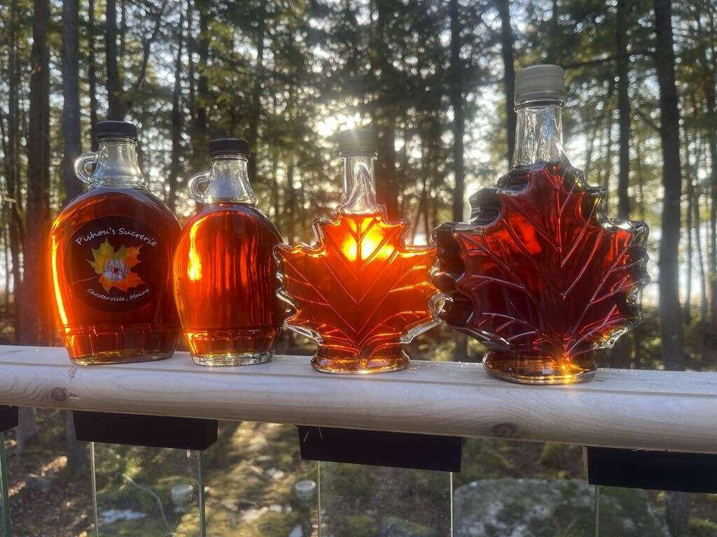 192 Hill Top Road Chesterville ME 04938