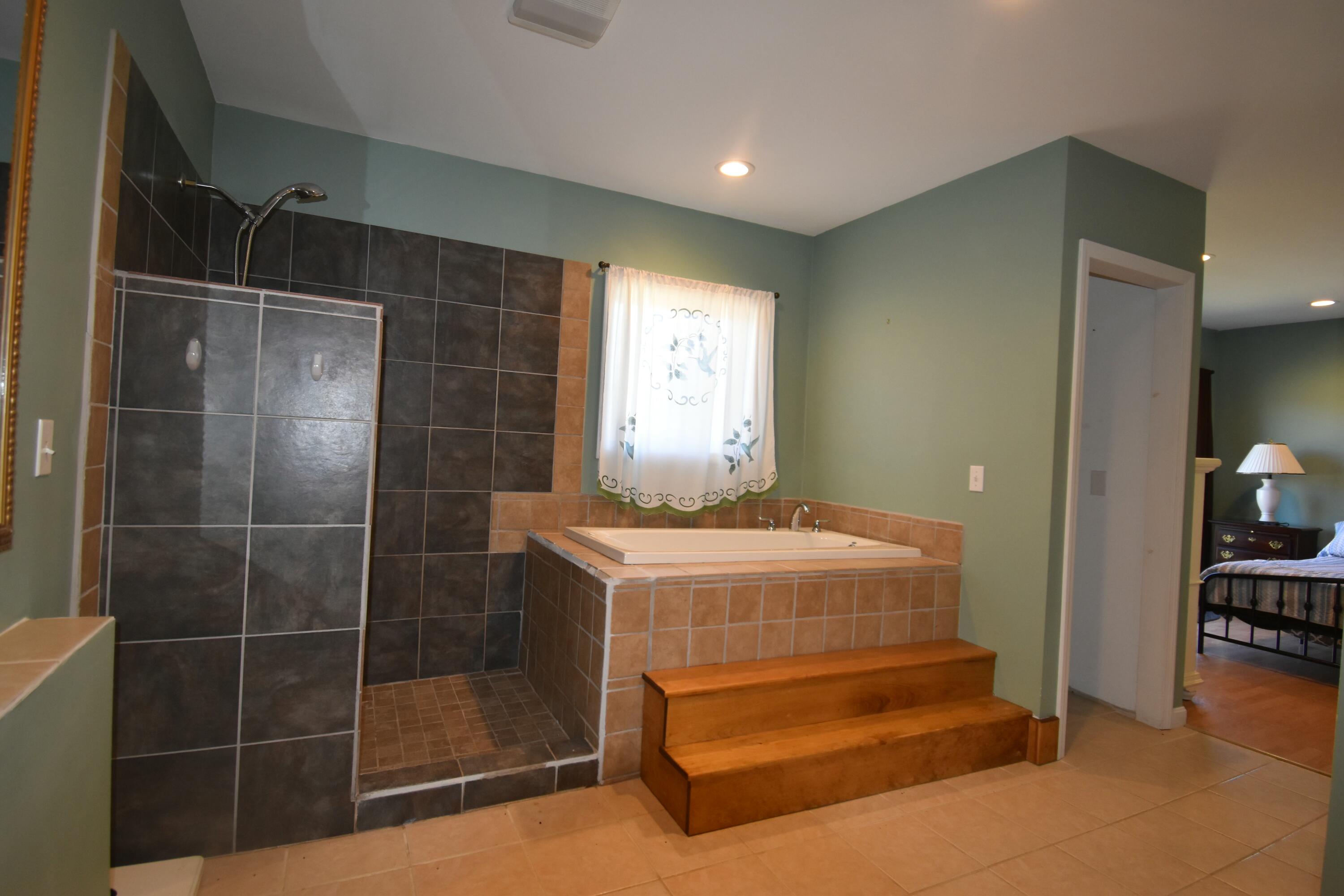 8 Bean Lane Detroit ME 04929