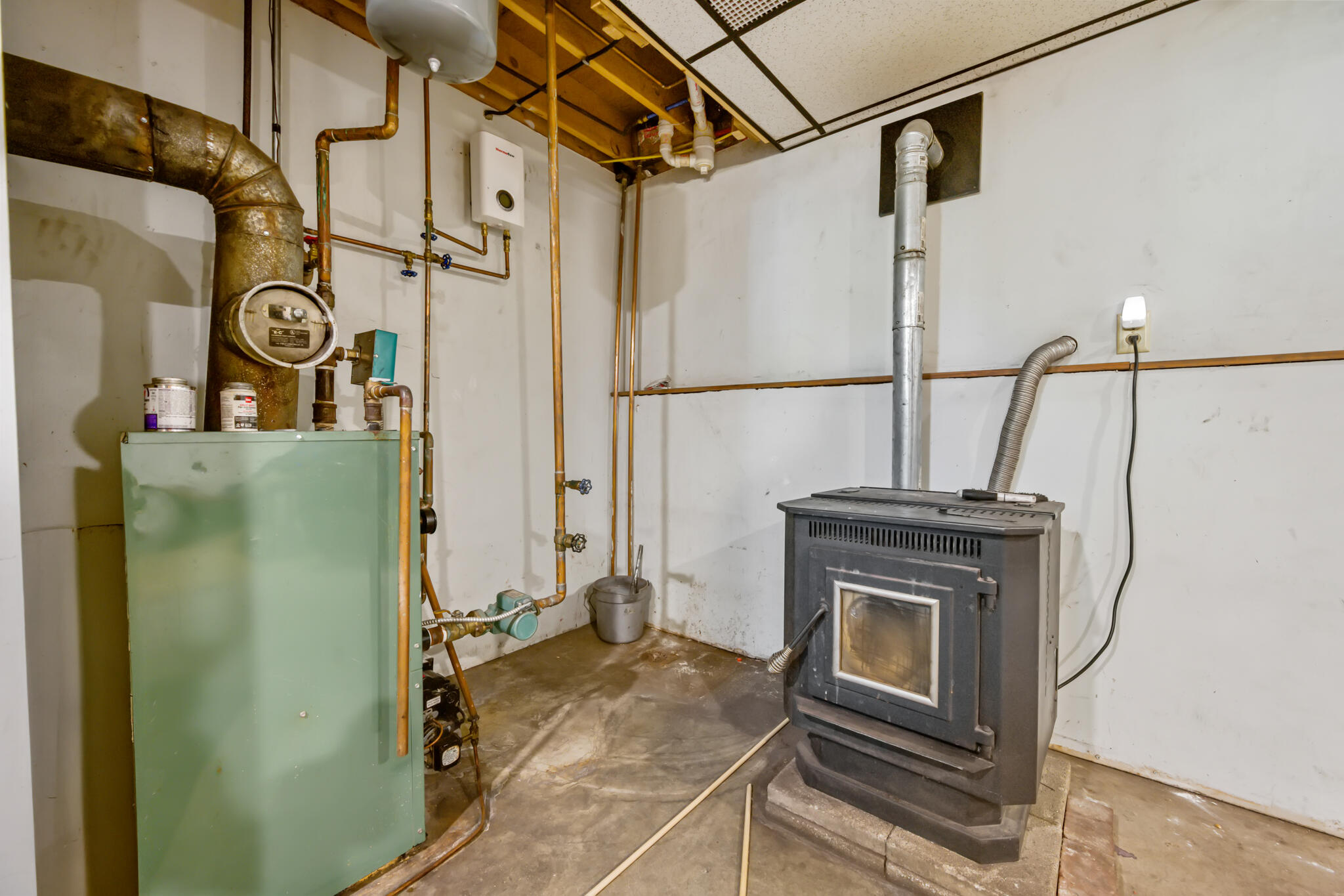 36 Vicki's Way Milford ME 04461