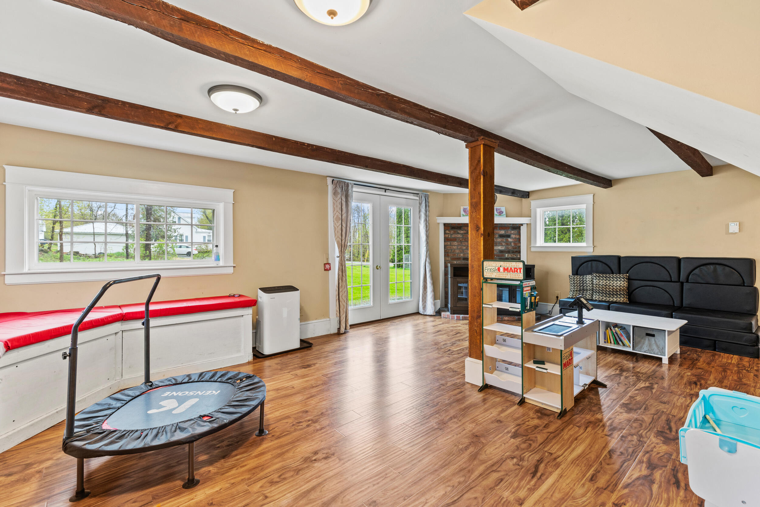 1191 Lakeview Drive China ME 04358