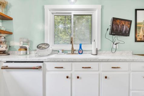 185 Liberty Road Washington ME 04574