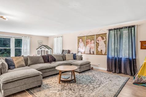 185 Liberty Road Washington ME 04574