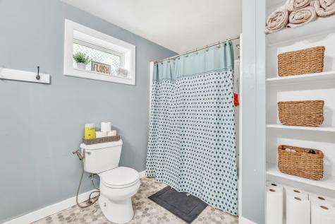 185 Liberty Road Washington ME 04574