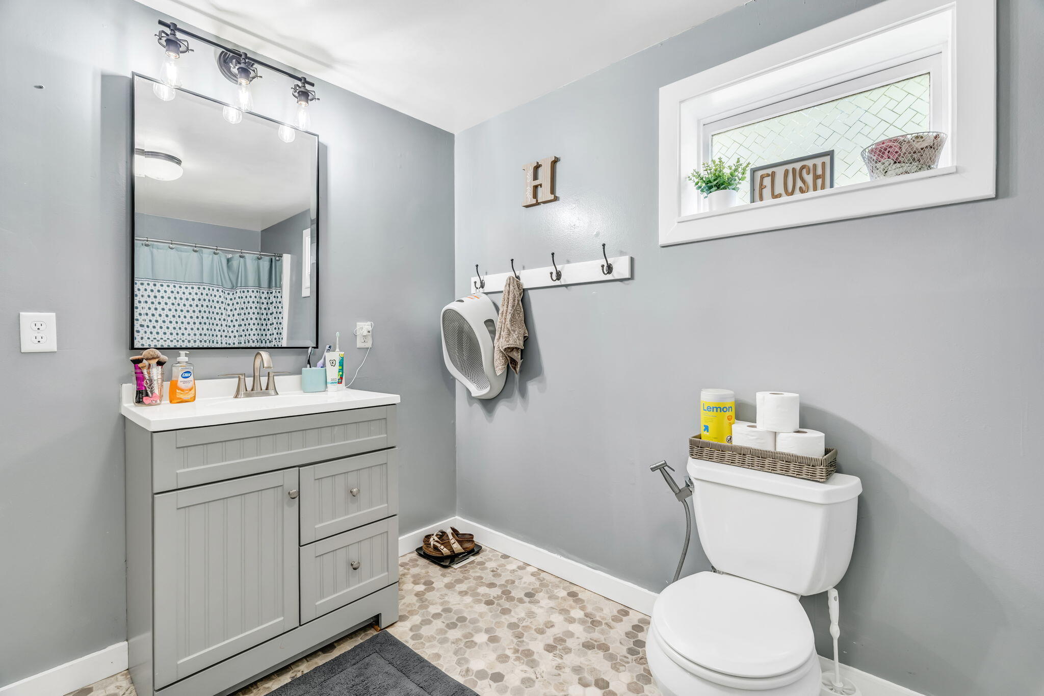 185 Liberty Road Washington ME 04574