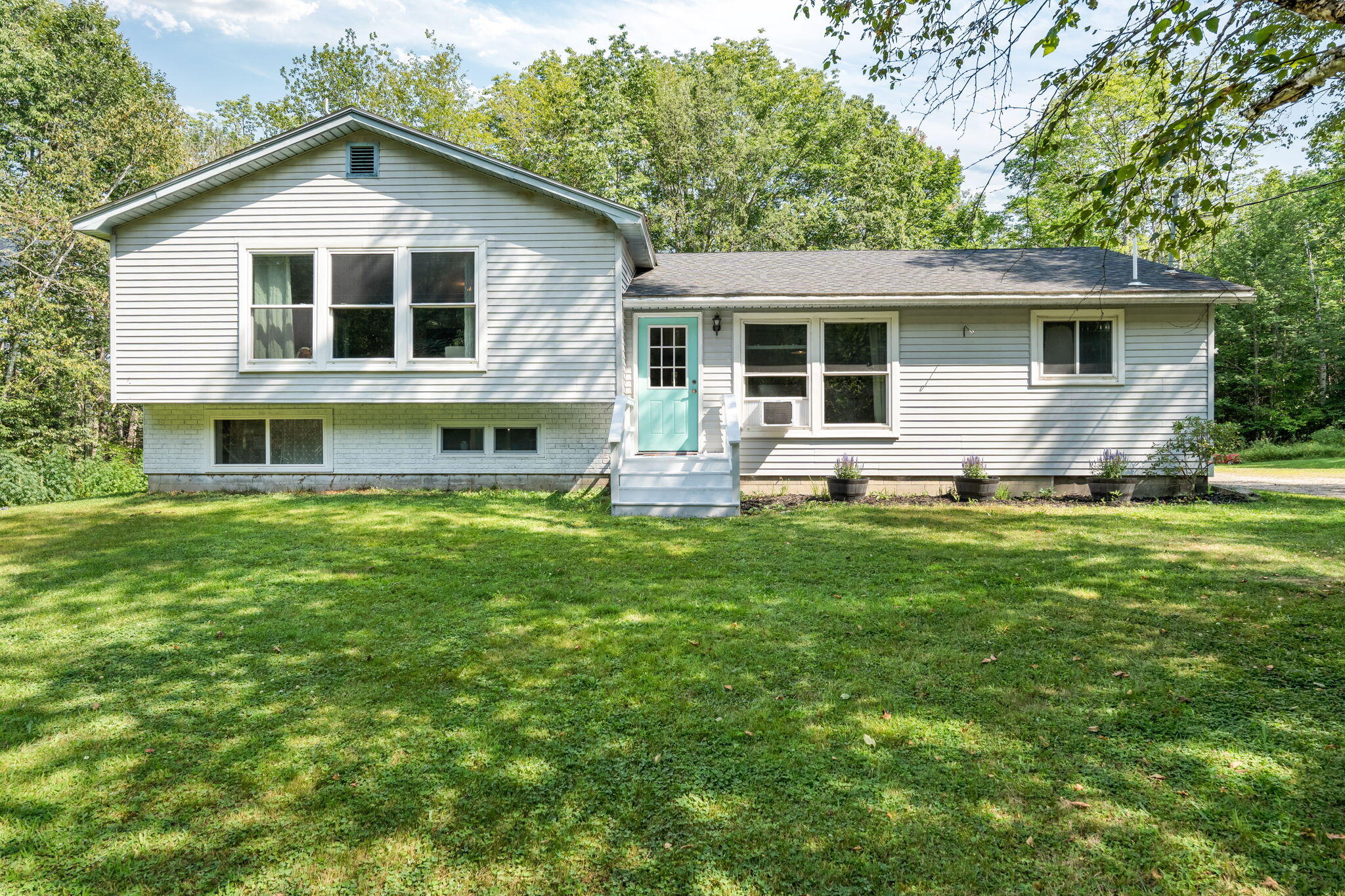 185 Liberty Road Washington ME 04574