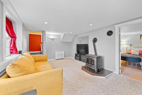 998 Lewiston Road West Gardiner ME 04345