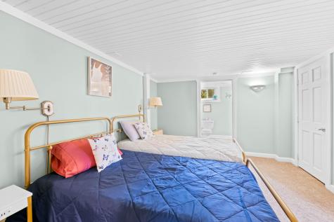 998 Lewiston Road West Gardiner ME 04345