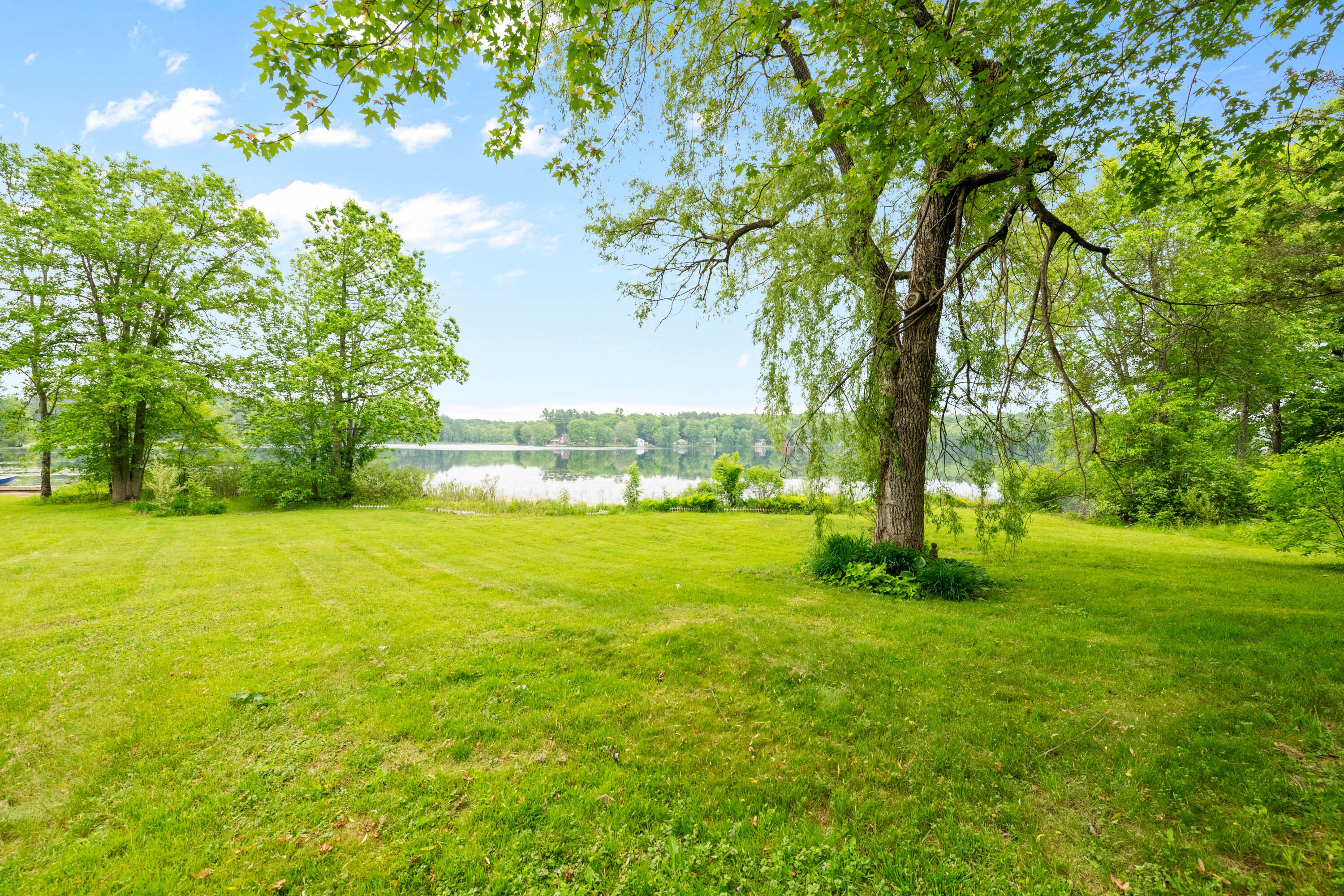 998 Lewiston Road West Gardiner ME 04345