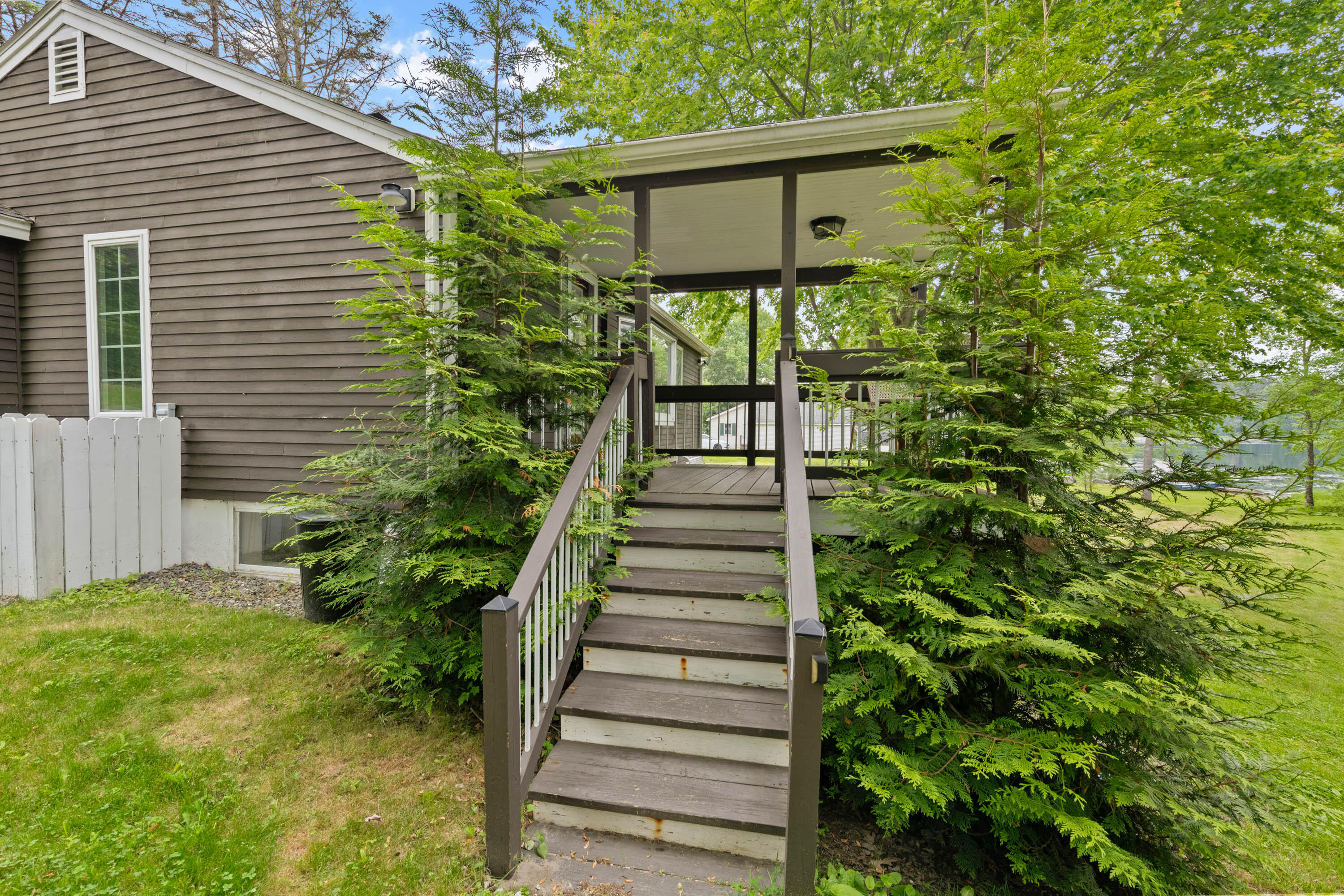 998 Lewiston Road West Gardiner ME 04345