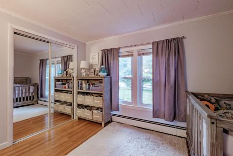 297 Shaker Road Gray ME 04039