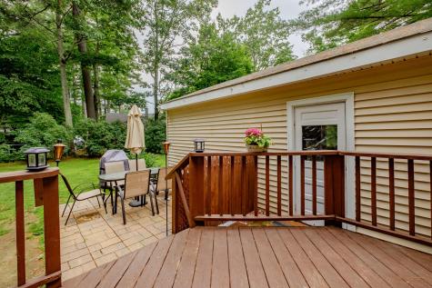 297 Shaker Road Gray ME 04039