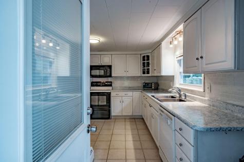 297 Shaker Road Gray ME 04039