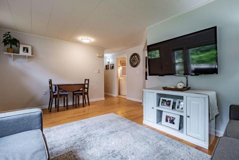 297 Shaker Road Gray ME 04039