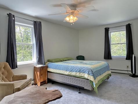 9 Tomcat Trail Edgecomb ME 04556