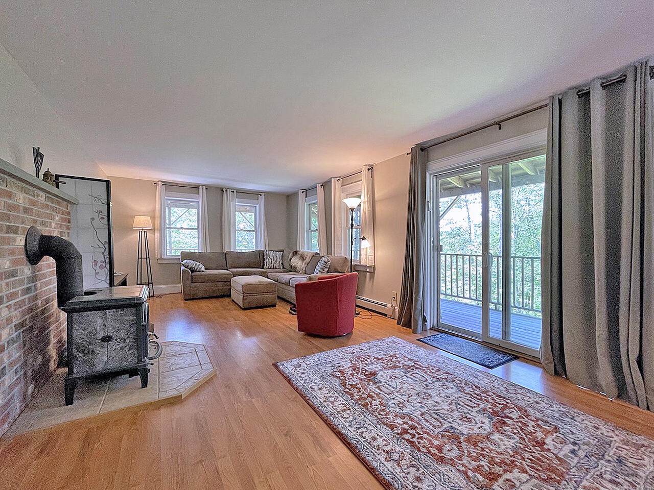 9 Tomcat Trail Edgecomb ME 04556