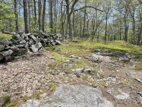 9 Tomcat Trail Edgecomb ME 04556