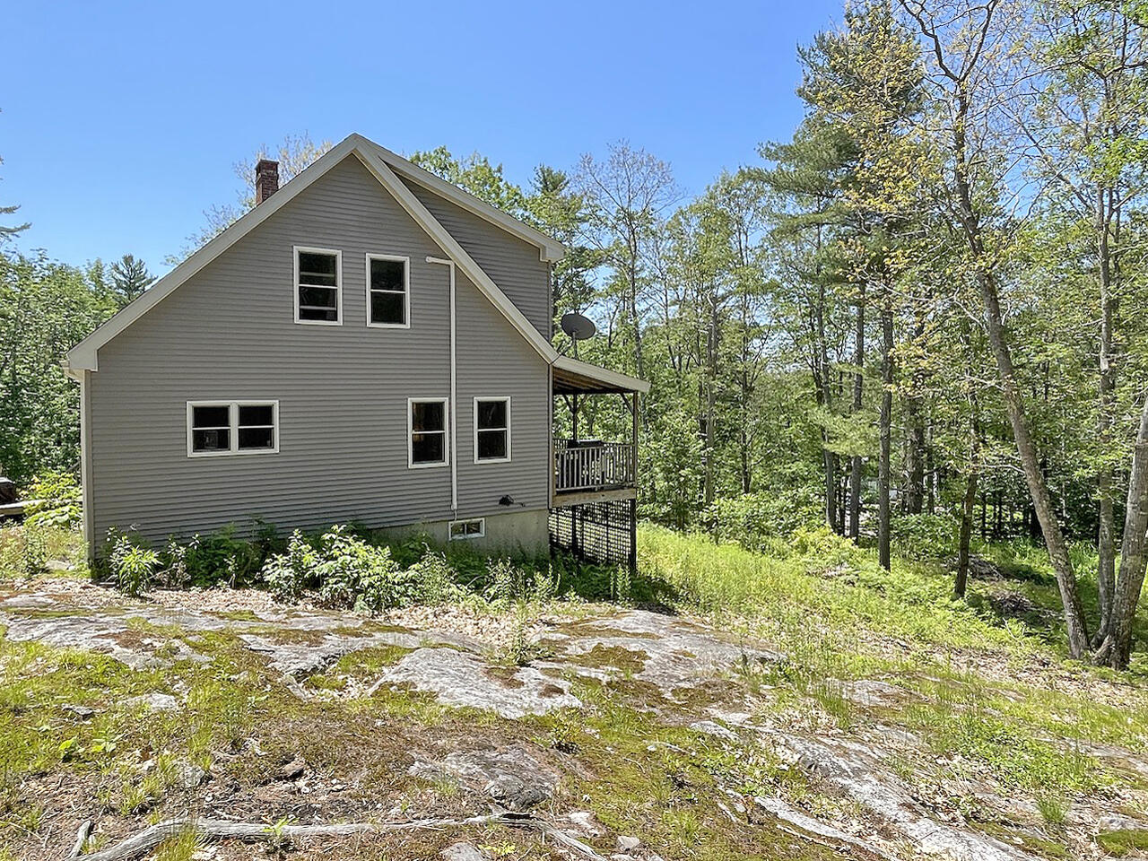 9 Tomcat Trail Edgecomb ME 04556