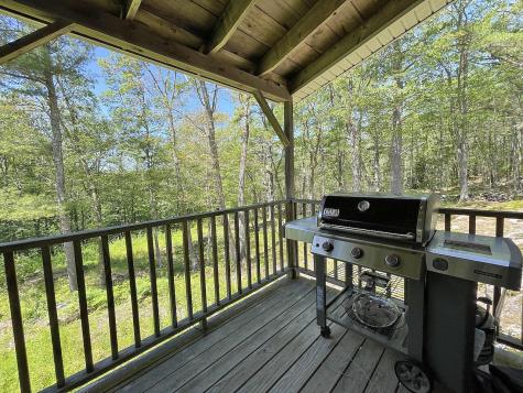 9 Tomcat Trail Edgecomb ME 04556