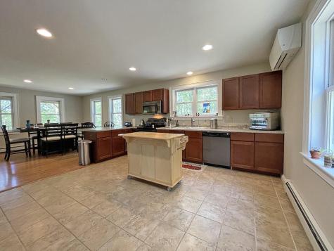 9 Tomcat Trail Edgecomb ME 04556