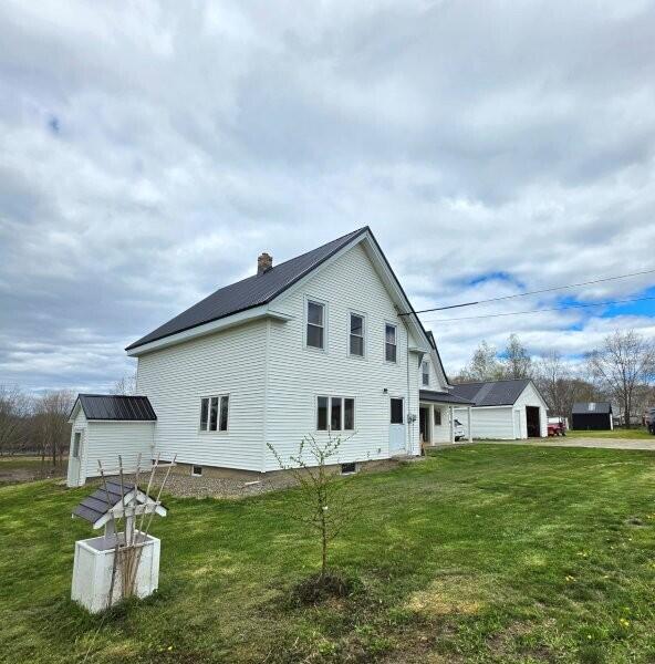 866 Main Street Lincoln ME 04457