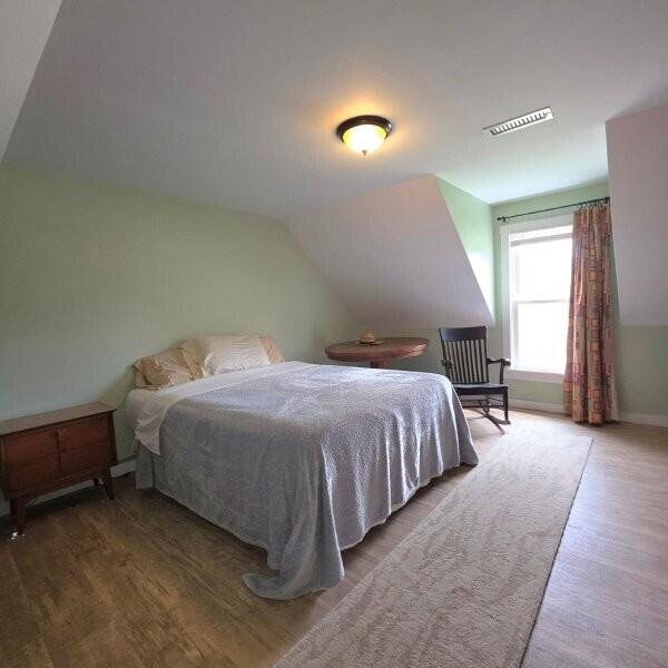 866 Main Street Lincoln ME 04457