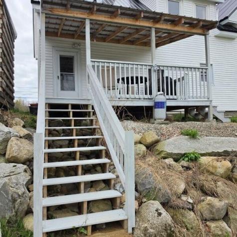 866 Main Street Lincoln ME 04457