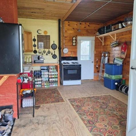 866 Main Street Lincoln ME 04457