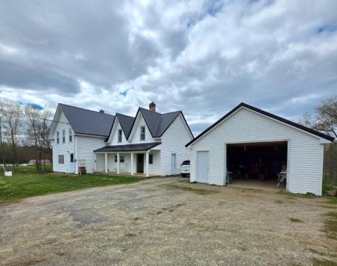 866 Main Street Lincoln ME 04457
