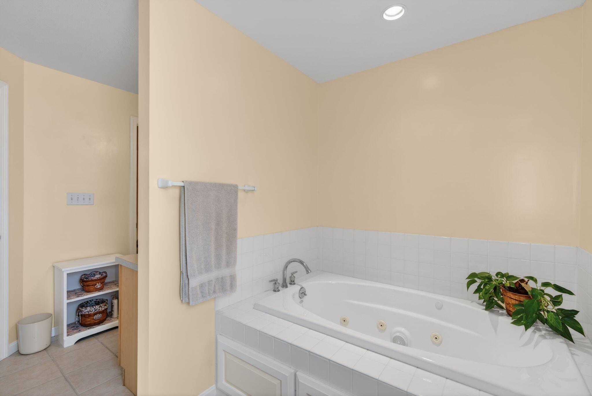 143 Quincy Drive Gorham ME 04038