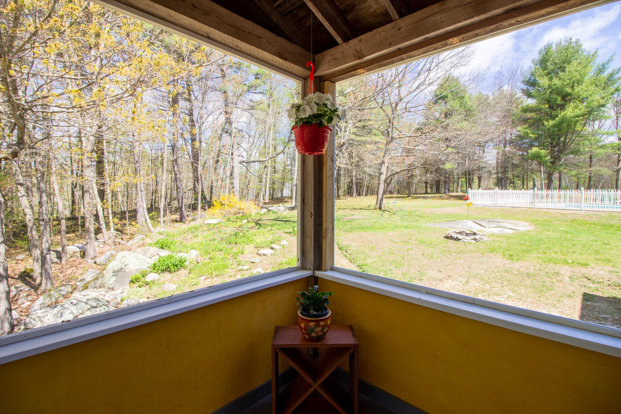12 Fieldcrest Drive Raymond ME 04071