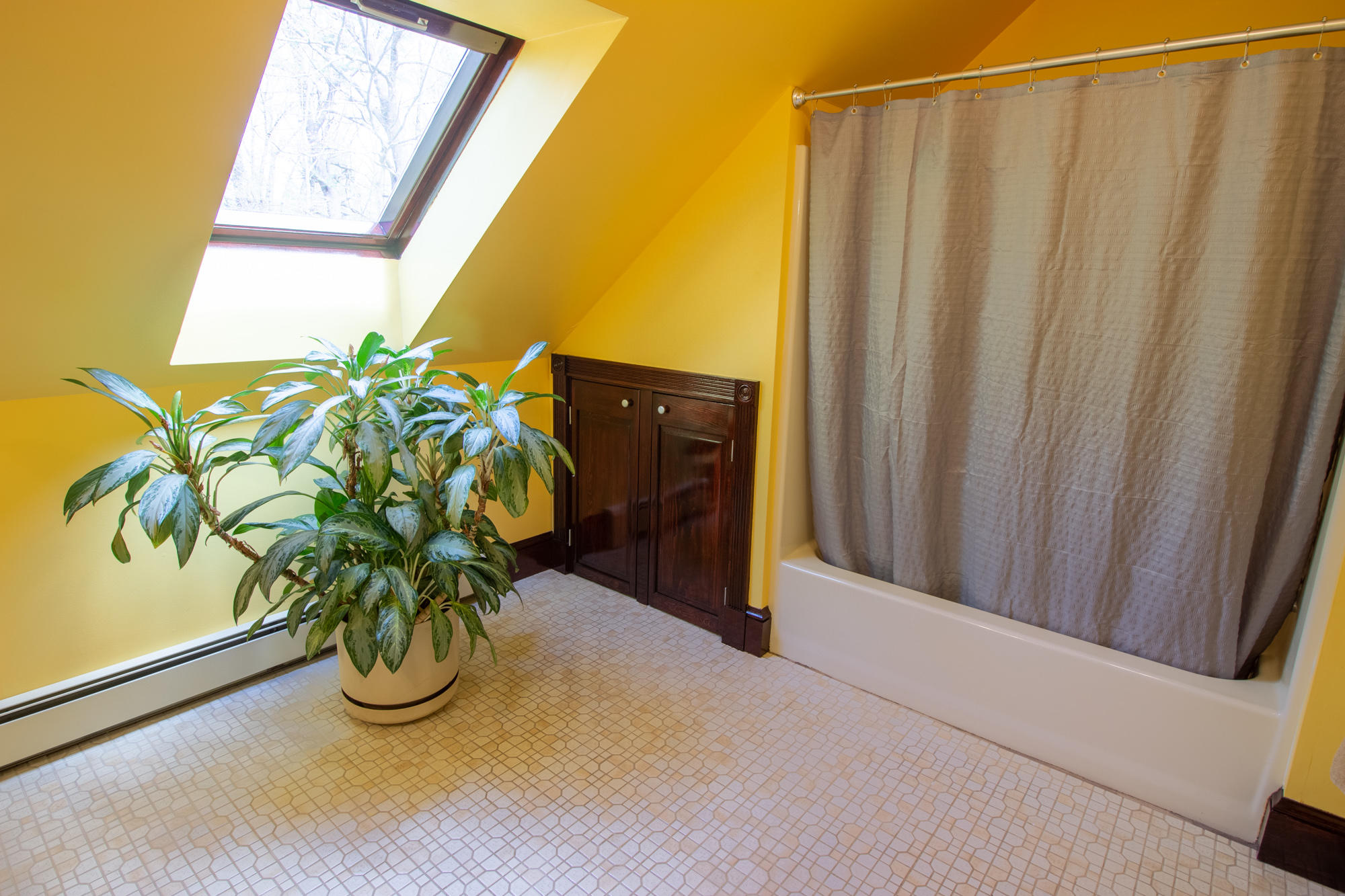 12 Fieldcrest Drive Raymond ME 04071