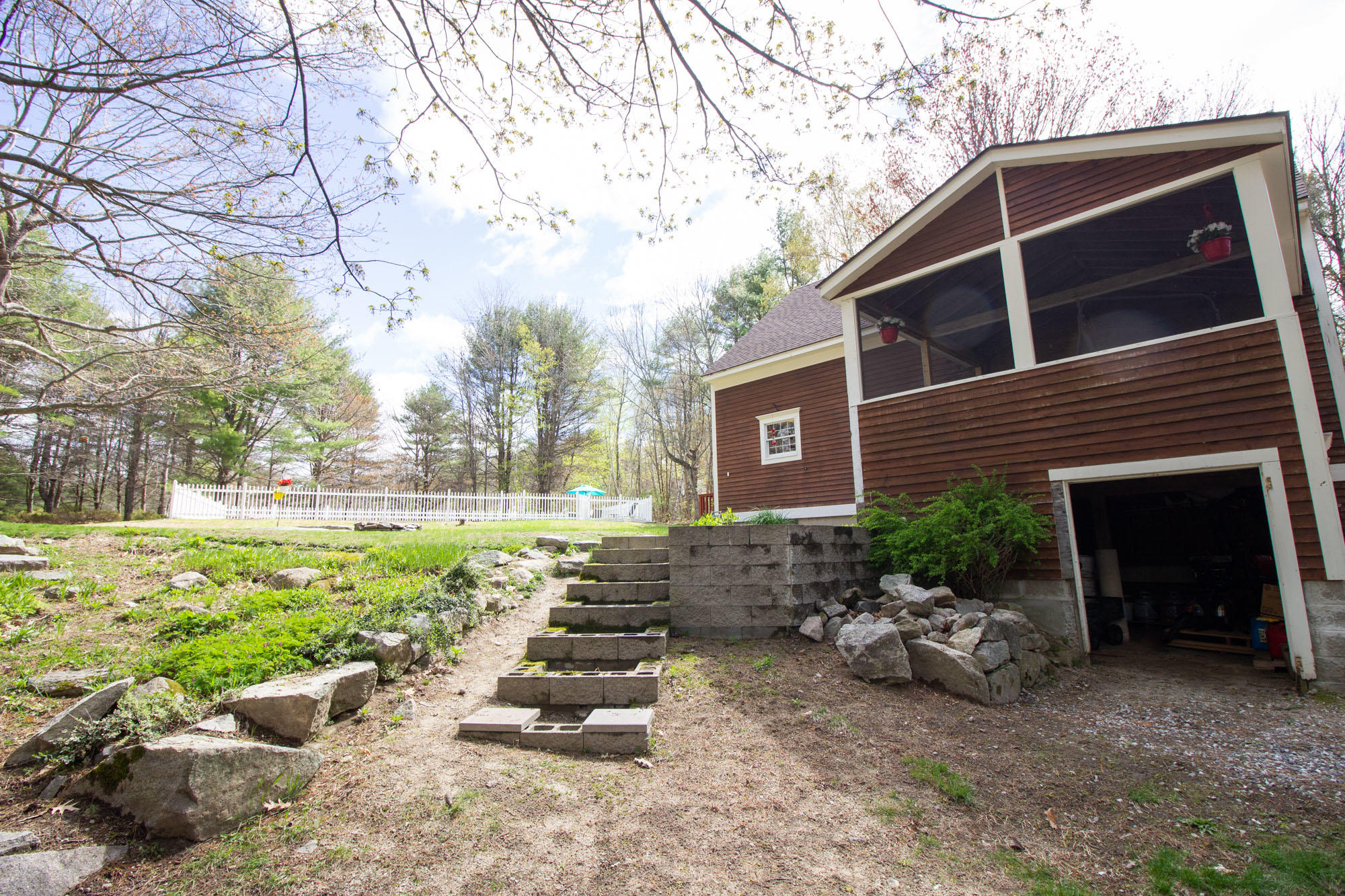 12 Fieldcrest Drive Raymond ME 04071