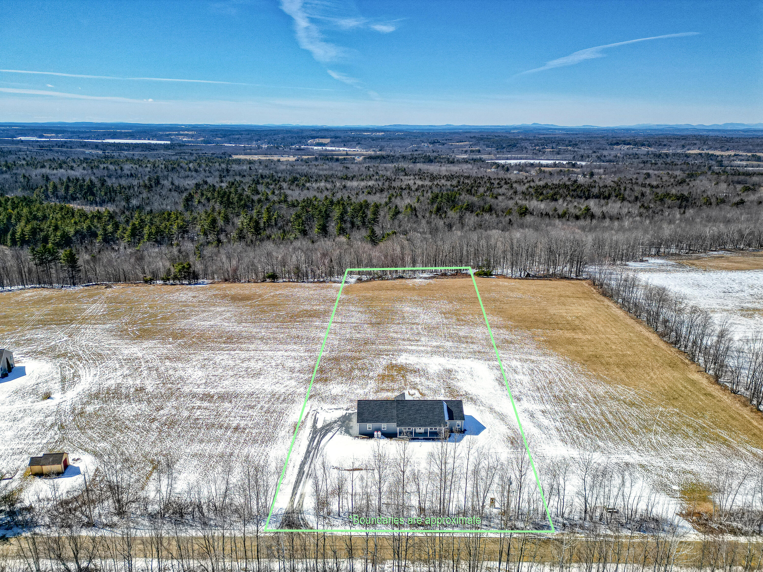 87 Yorktown Road Albion ME 04910