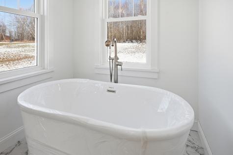 87 Yorktown Road Albion ME 04910