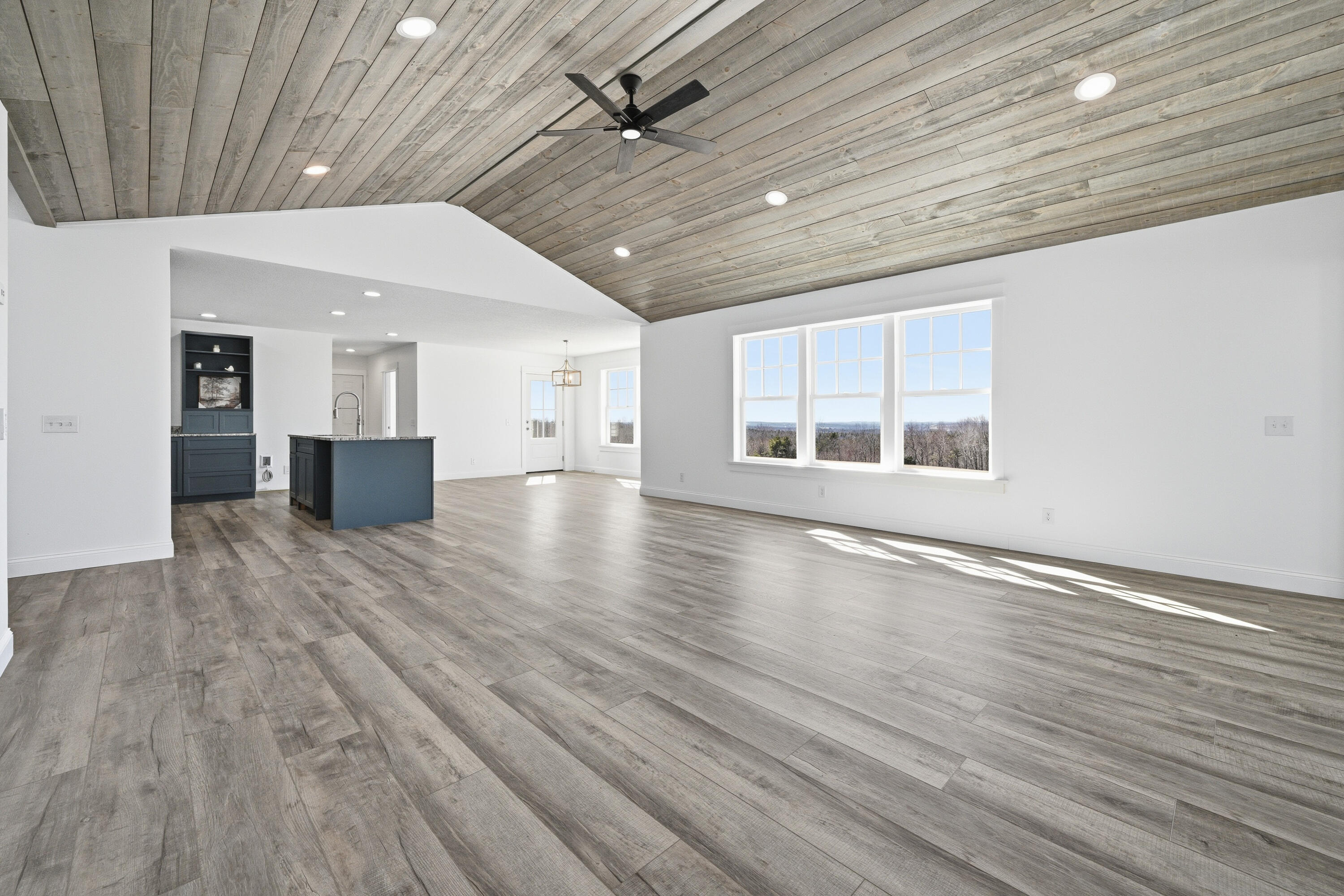 87 Yorktown Road Albion ME 04910