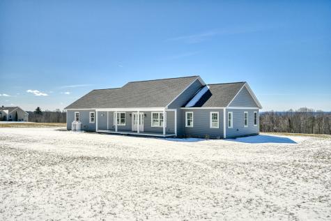 87 Yorktown Road Albion ME 04910