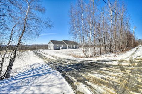 87 Yorktown Road Albion ME 04910